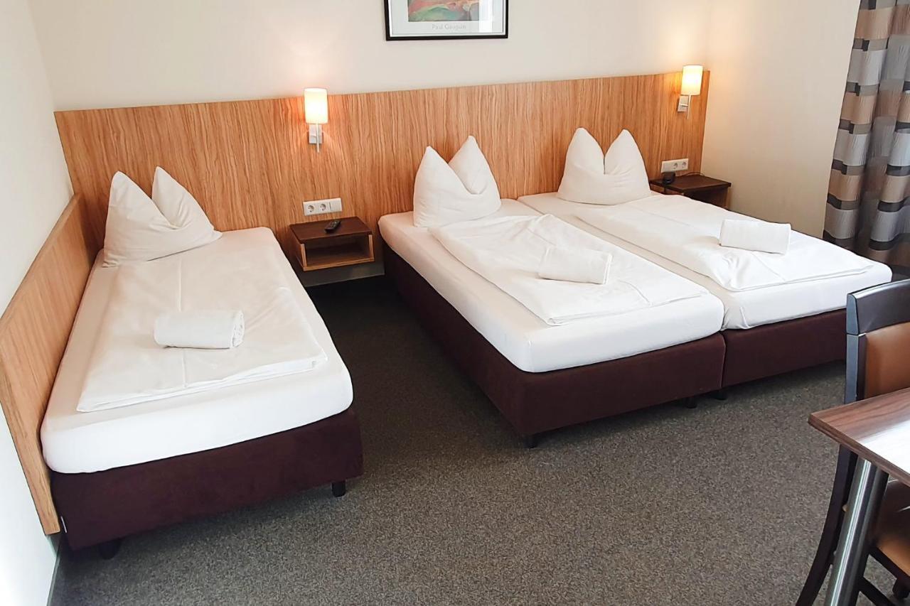Sport Hotel Kenzingen Buitenkant foto