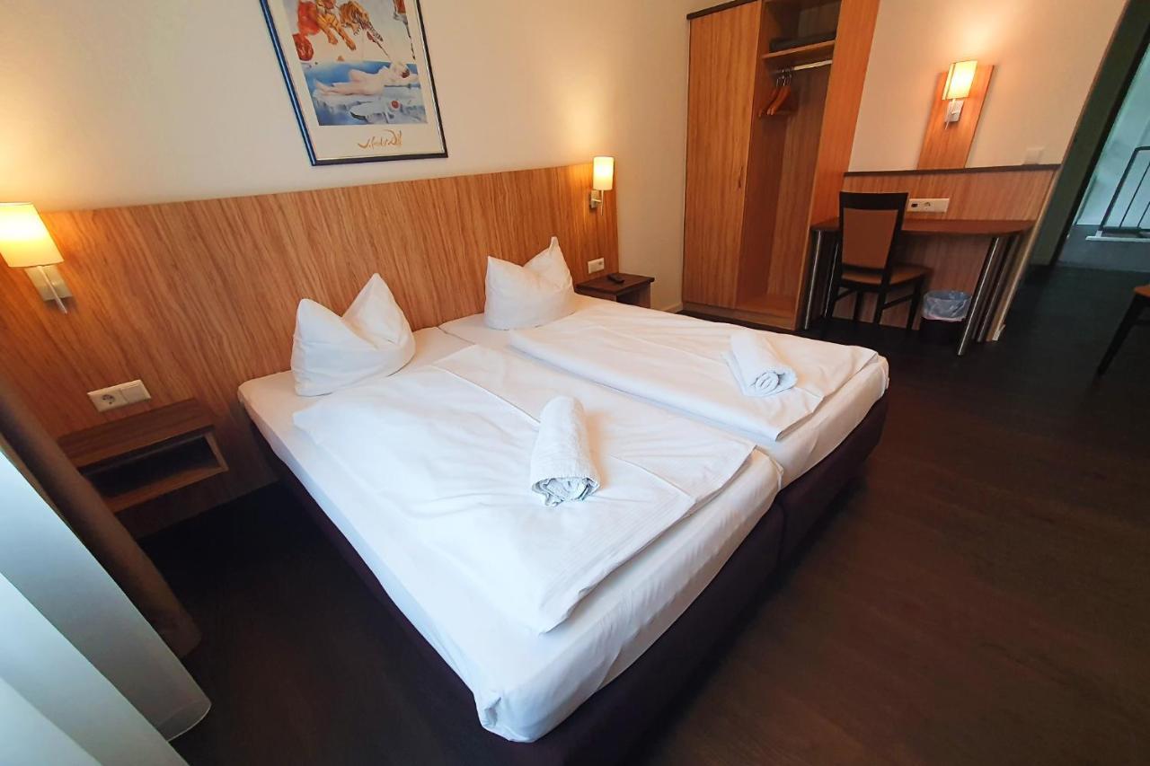 Sport Hotel Kenzingen Buitenkant foto