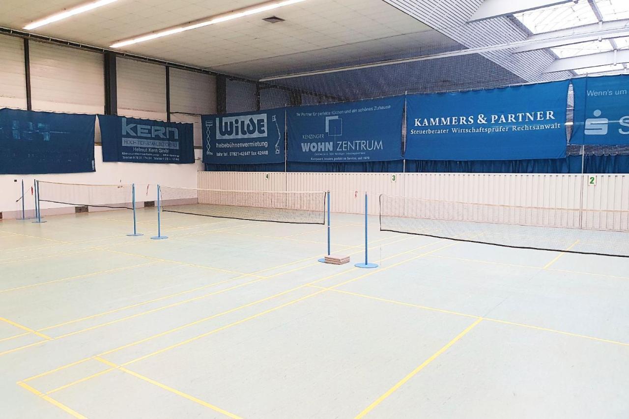 Sport Hotel Kenzingen Buitenkant foto